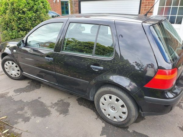2003 volkswagen golf se tdi auto 3 of 4